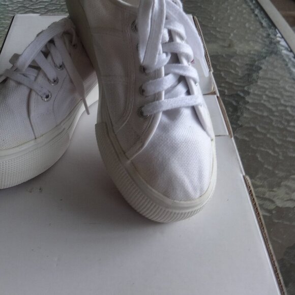 SUPEEGA 2790 White platform sneakers, women's 7, canvas upper rubber bottoms - Picture 13 of 13